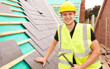 find trusted Raunds roofers in Northamptonshire