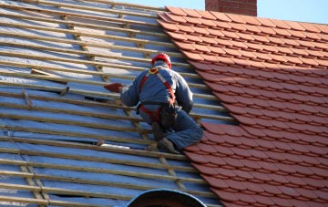 roof tiles Raunds, Northamptonshire